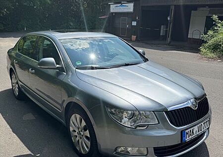 Skoda Superb 2.0 TDI 125kW DSG Elegance Keyless