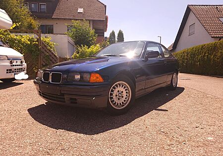 BMW 320i Coupe