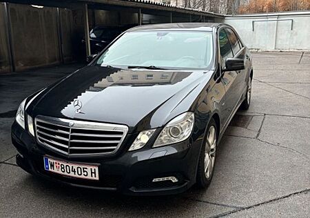 Mercedes-Benz 200