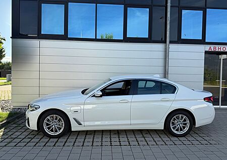 BMW 530e Autom. Leder/Navi/LED/AHK