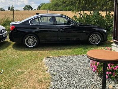 BMW 320d Luxury Line