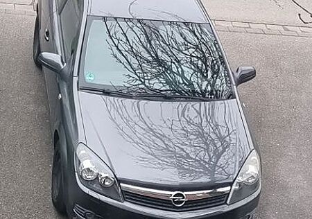 Opel Astra GTC 1.6 115PS 85KW TÜV 02/2027