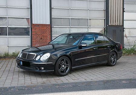 Mercedes-Benz E 500 7G LPG AMG Paket