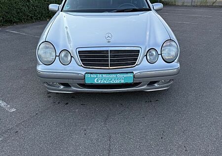 Mercedes-Benz E 240 Automatik Garantie, Inspektion & Tüv Neu