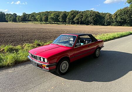 BMW 320i E30 Cabrio