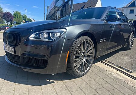 BMW 740i Edition Exclusive*LEDER*XENON*NAVI