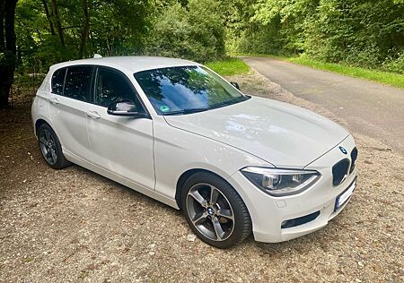 BMW 118d - Xenon - Navi - M Felgen- 2.Hand TÜV Neu