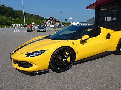 Ferrari 296 GTS Karbon/Lift/JBL/Surround View/Garantie