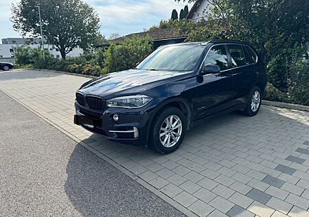 BMW X5 xDrive30d - Top Ausstattung LED AHK Headup