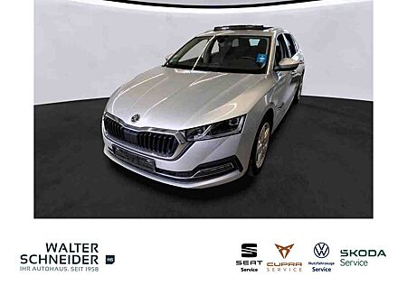 Skoda Octavia Combi 1.4 DSG iV Style AHK Pano Navi LED
