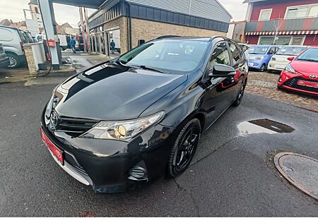 Toyota Auris Touring Sports