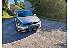 VW Golf Volkswagen 1.6 TDI BlueMotion Comfortline Variant ...
