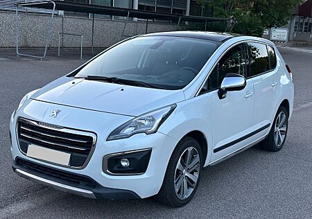 Peugeot 3008 Allure Panorama Navi PDC Xenon