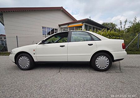 Audi A4 1.8 - 1. Hand 19.000km!
