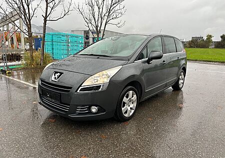 Peugeot 5008 Active 1.6 Hdi 7 Plätze Navi