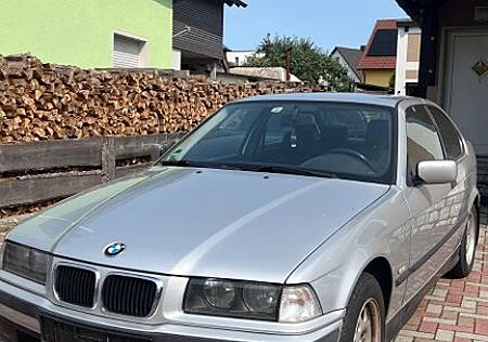 BMW 316i E36 Compact