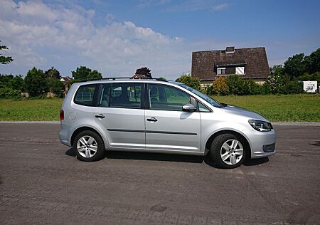 VW Touran Volkswagen Siebensitzer-