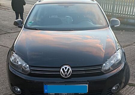 VW Golf Volkswagen 1.4 TSI Com Var AHK Klimaaut. SHZ Navi