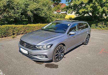 VW Passat Variant Volkswagen 2.0 TDI SCR 140kW DSG Busines...