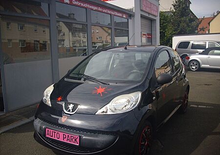 Peugeot 107 Petit Filou wenig Kilometer