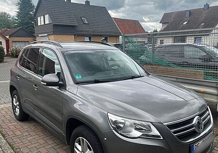 VW Tiguan Volkswagen 2.0 TDI BlueMotion Technology Team Te...
