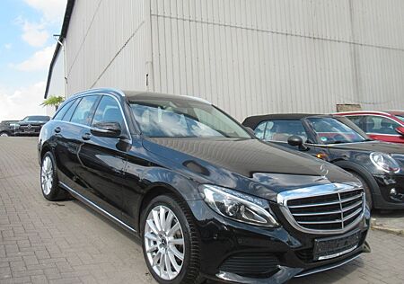 Mercedes-Benz C 180 T-Modell T CGI Exclusive-Navi-KAM-LED-AHK