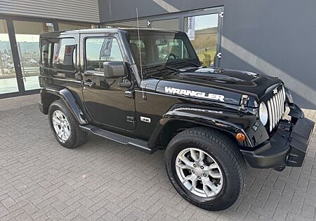 Jeep Wrangler JK 2.8 AT LAST EDITION+Seilwinde+AHK