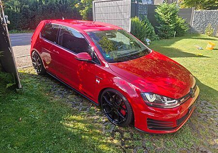 VW Golf Volkswagen 2.0 TSI DSG BMT GTI Performance GTI Per...
