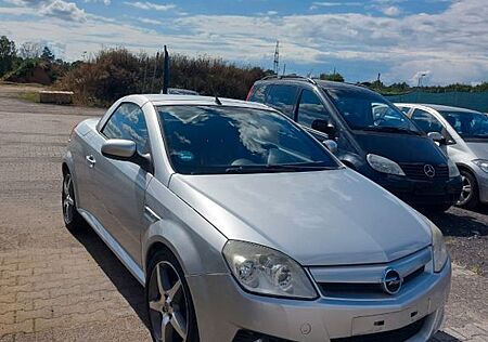 Opel Tigra 1.8 Sport