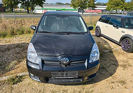 Toyota Corolla Verso 2.2 D-CAT Sol