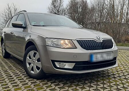 Skoda Octavia 1.6 TDI Joy Combi Joy