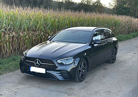 Mercedes-Benz E 300 E300de AMG Line Burmester Pano AHK MB100