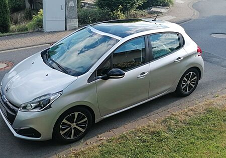 Peugeot 208 PureTech 82 Active Active