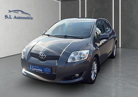 Toyota Auris Life Wagen Nr 001