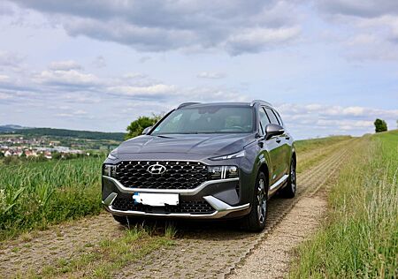 Hyundai Santa Fe 1.6 T-GDI Hybrid Signature 4WD Auto...