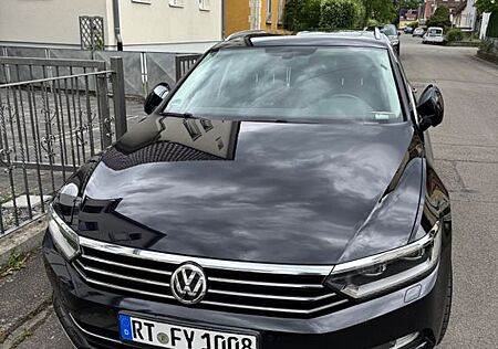 VW Passat Variant Volkswagen 2.0 TDI DSG Highline Variant ...
