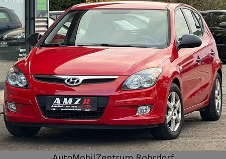 Hyundai i30 gebraucht kaufen Hyundai i30 *FIFA-WM-Edition*KLIMA*EFH*TÜV & SERVICE NEU