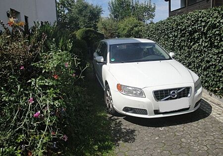 Volvo V70 gebraucht kaufen Volvo V70 D3 2.0 5-Zyl. Diesel Euro 5