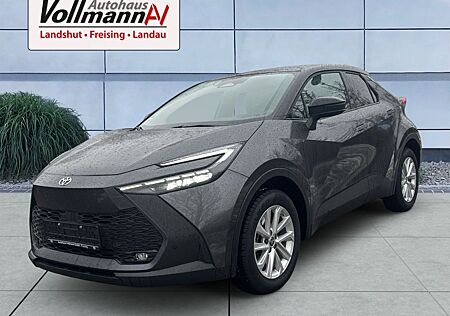 Toyota C-HR 2.0 Plug-in-Hybrid Black&White