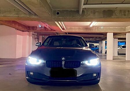 BMW 320d Touring Luxury Line Luxury Line