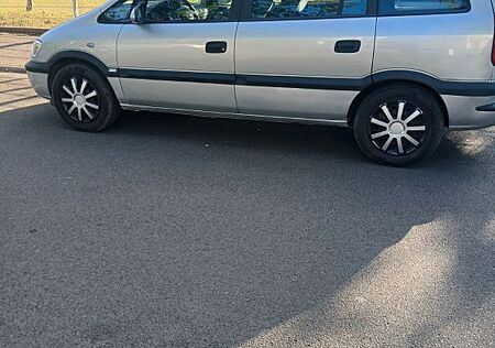 Opel Zafira 1.6 16V Comfort Comfort