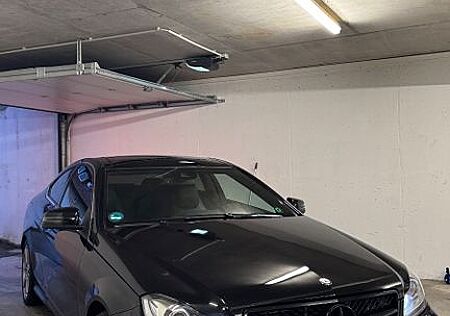 Mercedes-Benz C 350 Coupé Autom. AMG - Pano - Leder