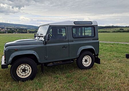 Land Rover Defender 90 TD4 Station Wagon E E