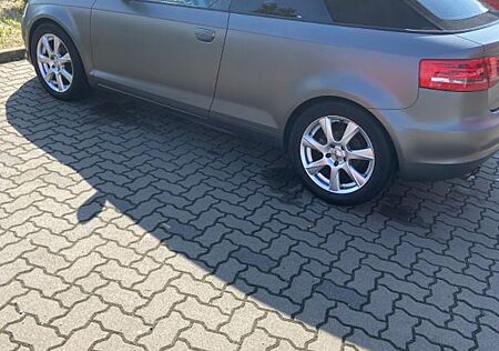 Audi A3 2.0 TDI S tronic Attraction Cabriolet Att...