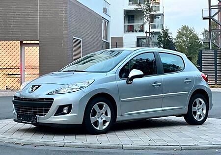 Peugeot 207 PREMIUM|AUTOMATIK|SCHECKHEFTGEPF.|PDC/LEDER