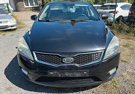 Kia ANDERE Ceed Vision