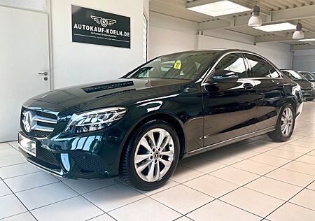 Mercedes-Benz C 180 CGI Avantgarde/Navi/LED/Teilleder/Alus