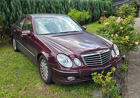 Mercedes-Benz E 200 CDI ELEGANCE