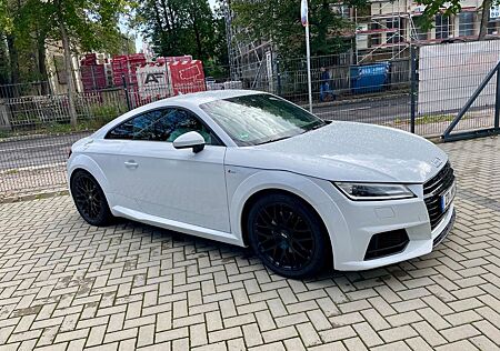 Audi TT Coupe 2.0 TDI ultra -