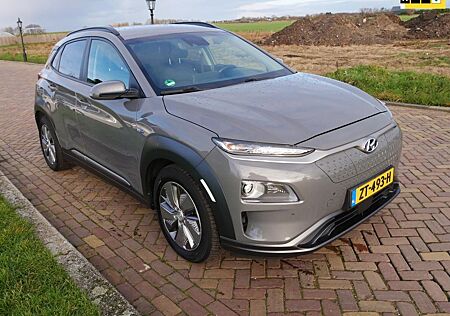 Hyundai Kona EV Premium 64 kWh * 13699 NETTO *